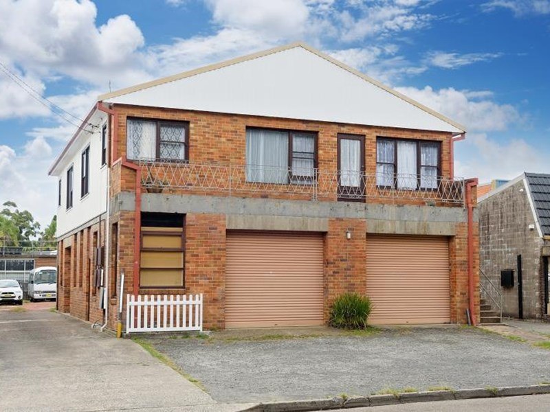 Whole Building 12 Waine Street, Freshwater, NSW 2096 - Property 443465 - Image 1
