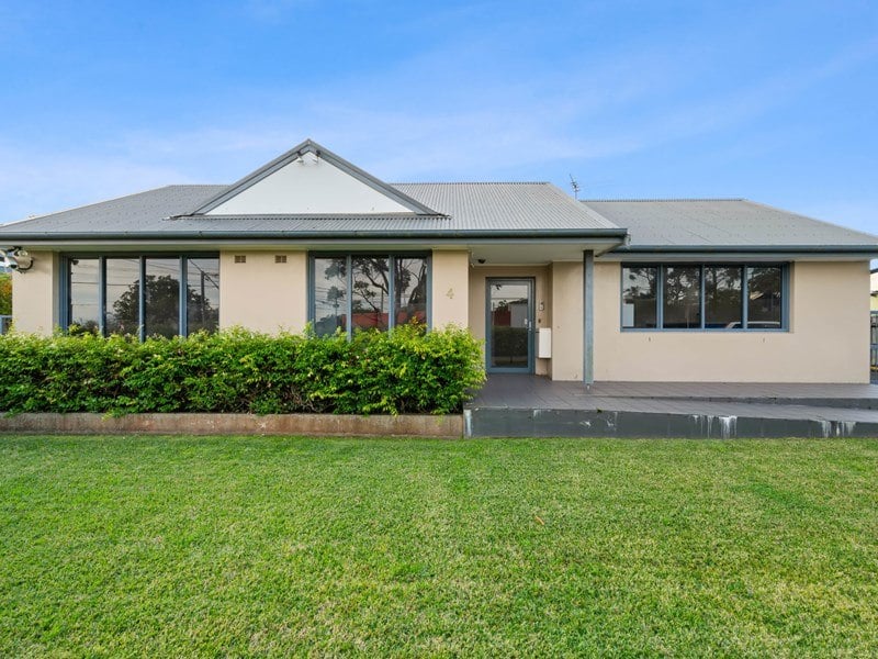 4 Russell Avenue, Frenchs Forest, NSW 2086 - Property 444259 - Image 1
