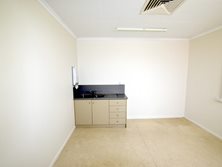 6, 32 Tank Street, Gladstone Central, QLD 4680 - Property 332320 - Image 14