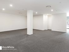 3001/27 Garden Street, Southport, QLD 4215 - Property 406721 - Image 4