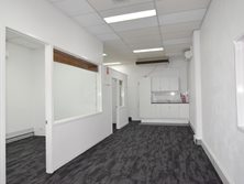 1, 19 Tank Street, Gladstone Central, QLD 4680 - Property 415665 - Image 5