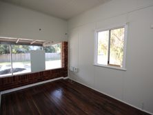 60 Ackers Street, Hermit Park, QLD 4812 - Property 416566 - Image 7