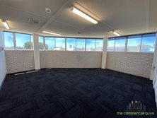 Lvl 1, S1/137 Sutton St, Redcliffe, QLD 4020 - Property 422888 - Image 5