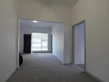 2 Arcadia Street, Penshurst, NSW 2222 - Property 425011 - Image 3