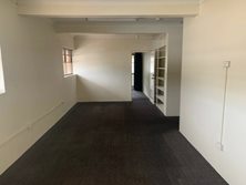 Suite 2, 250 Mann Street, Gosford, NSW 2250 - Property 427613 - Image 4