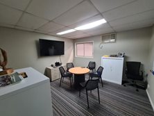 Suite, 62 Didsbury Street, East Brisbane, QLD 4169 - Property 428547 - Image 6