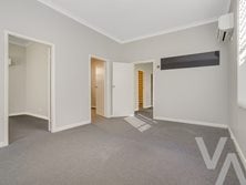 24 Macquarie Street, Belmont, NSW 2280 - Property 430776 - Image 2