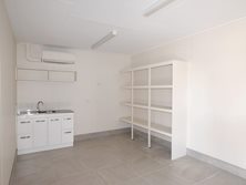 9 Cotton Street, Barney Point, QLD 4680 - Property 431550 - Image 5