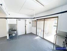 3, 52-58 King Street, Woody Point, QLD 4019 - Property 434110 - Image 14