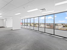 2701/5 Lawson Street, Southport, QLD 4215 - Property 435259 - Image 3