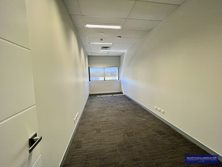 Suite 4, Level 1 15 Discovery Drive, North Lakes, QLD 4509 - Property 437048 - Image 4