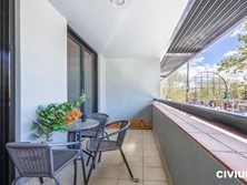 Level 1 Unit 6 78 30-36 Woolley street, Dickson, ACT 2602 - Property 437142 - Image 4