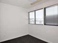 3, 32 Tank Street, Gladstone Central, QLD 4680 - Property 438224 - Image 7