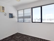 3, 32 Tank Street, Gladstone Central, QLD 4680 - Property 438224 - Image 8