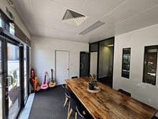 9, 80 Township Drive, Burleigh Heads, QLD 4220 - Property 440105 - Image 5